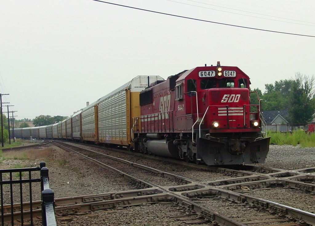 SOO 6047 Durand Runby
SOO 6047 comes charging through Durand.  08/29/08
