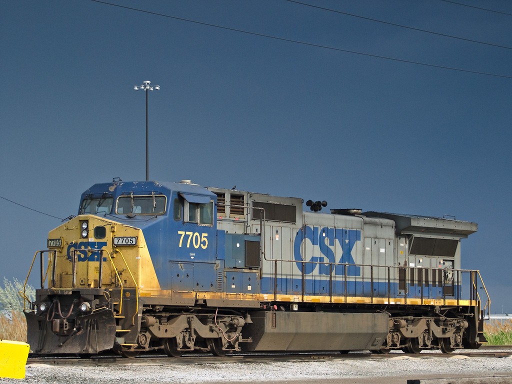 Short Drying Time
7705 waits between trains and rains in Sterling Yard.

May 23, 2011
