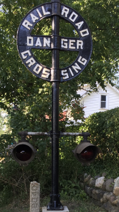 Chestnut Ridge railroad crossing 
